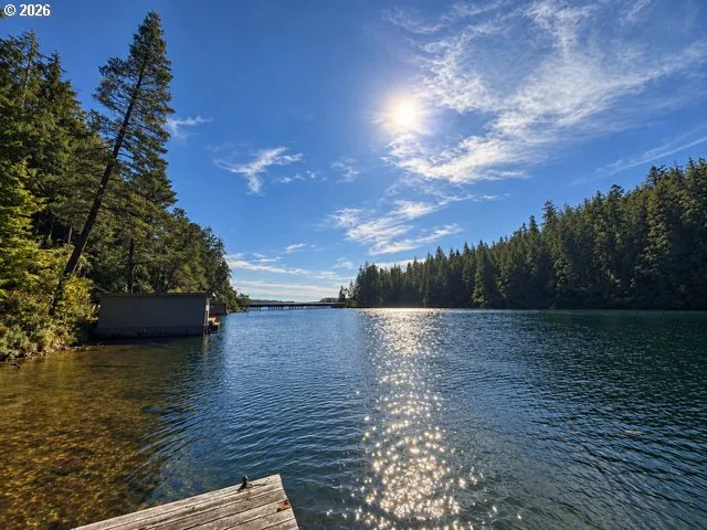 Dock