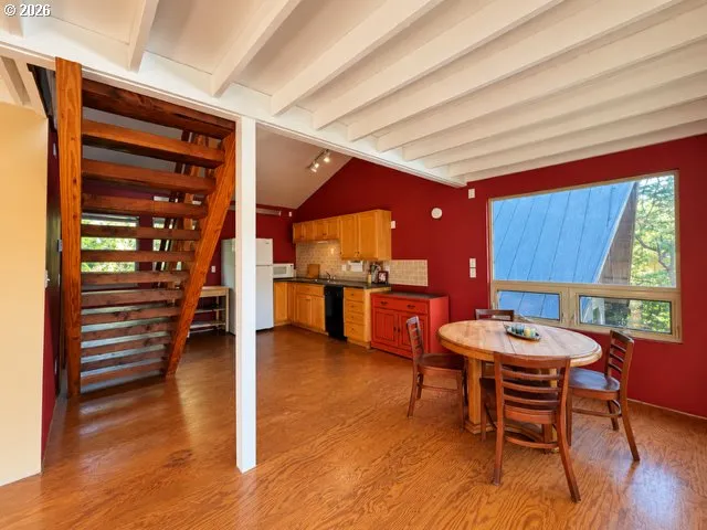 Guest Quarters
