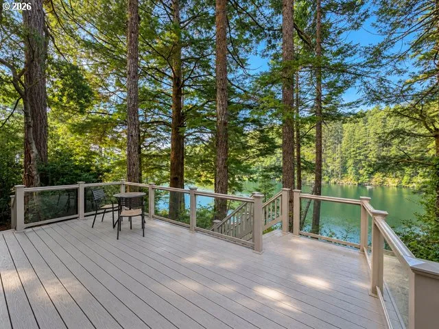 Deck-Main
