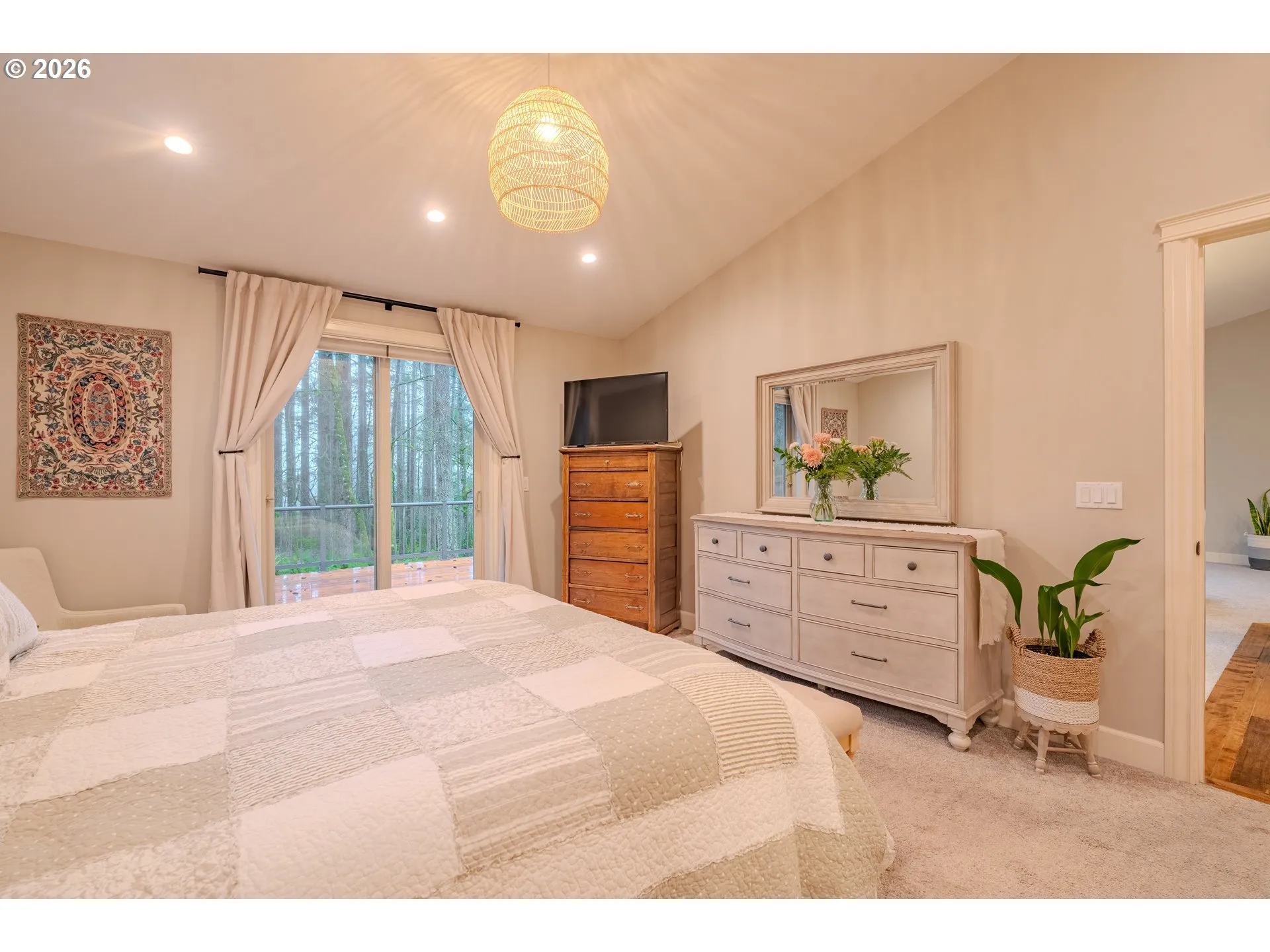 Bedroom, Owner's Suite