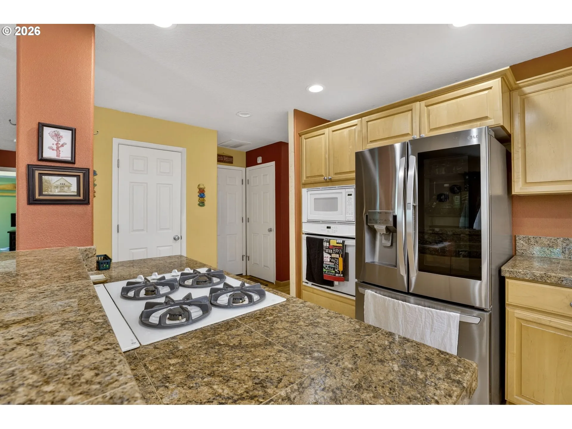 Kitchen-Cooking Island