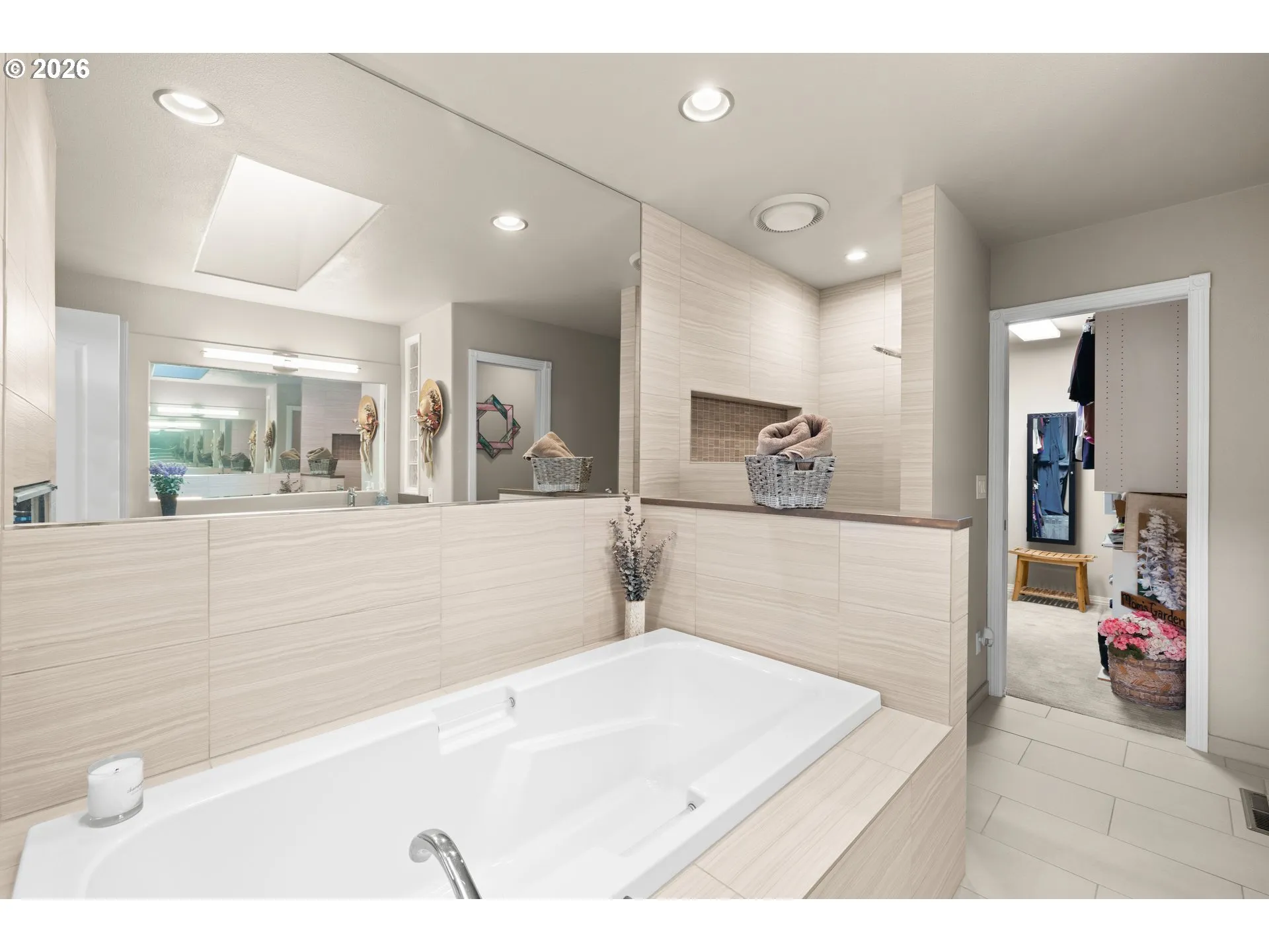 Owner's Suite Bathroom