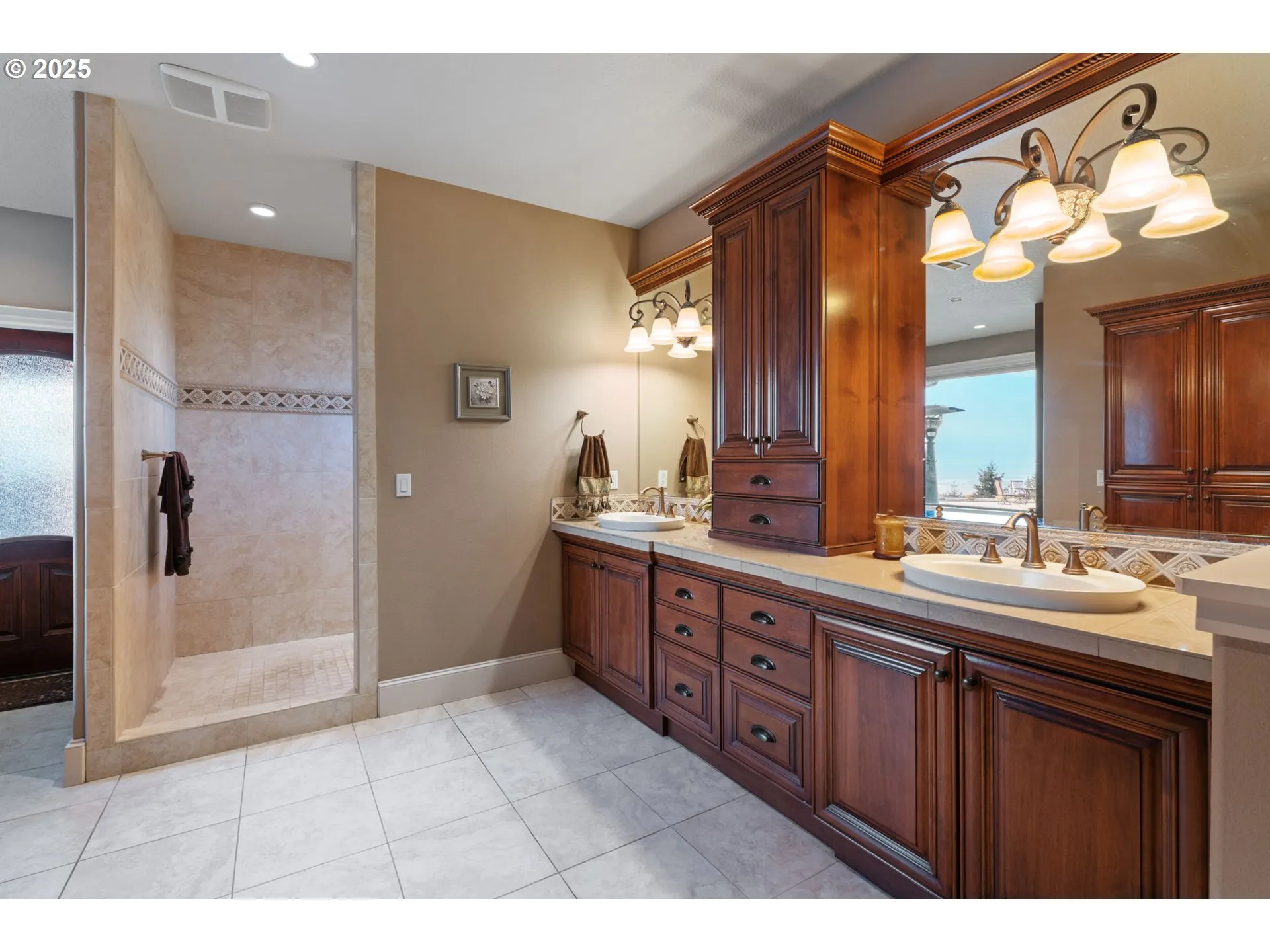 Primary Bedroom-Attached Bathroom