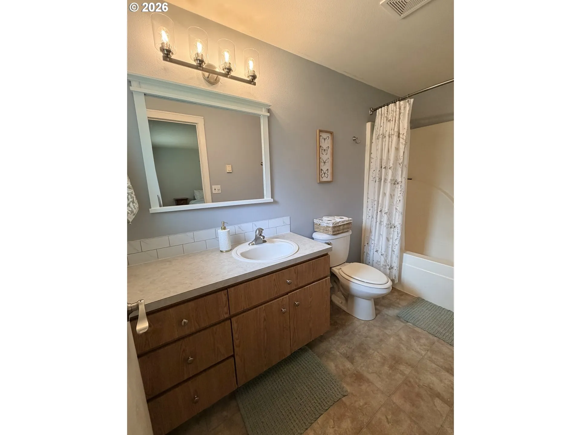 En Suite Bathroom