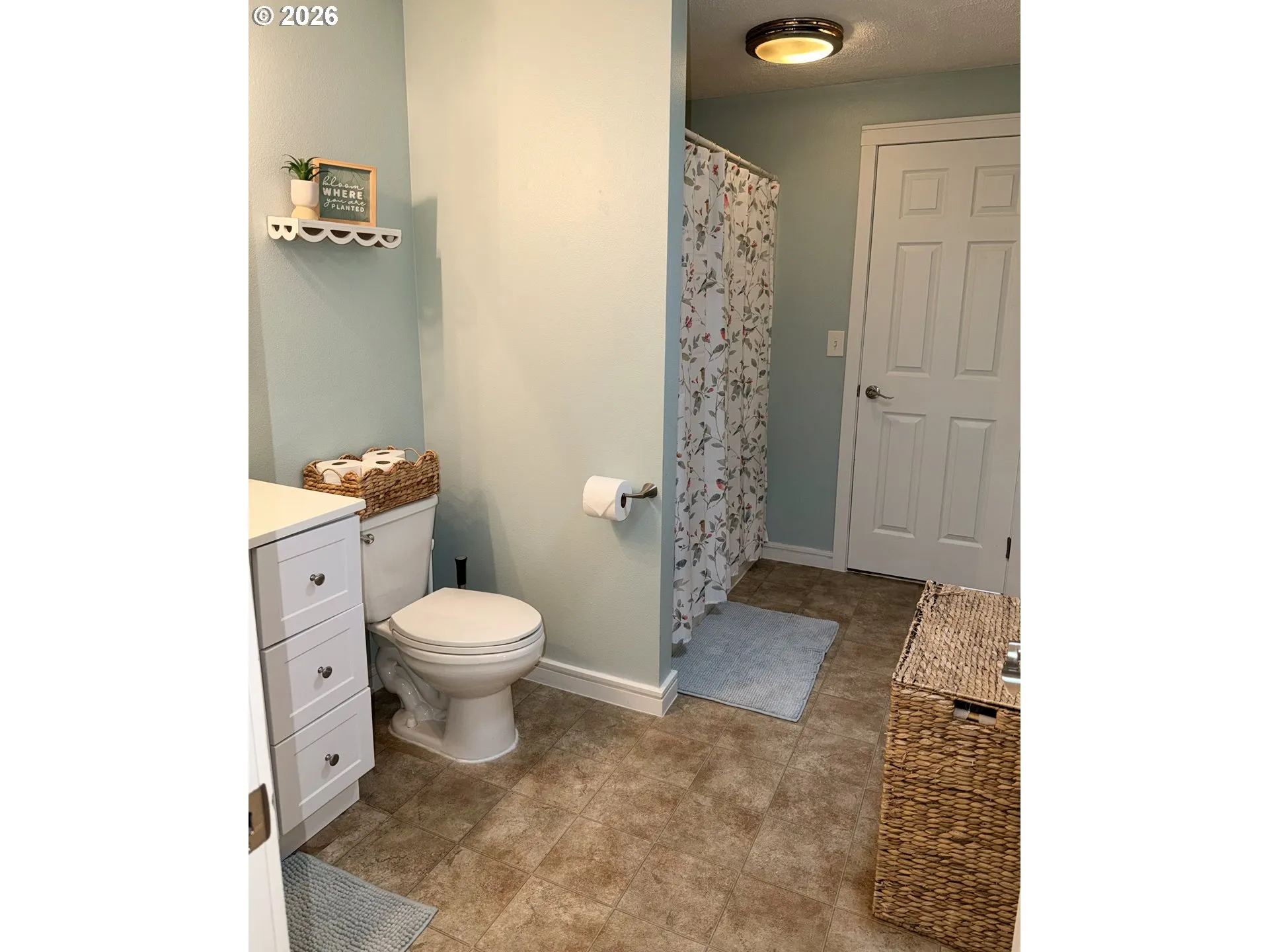 Bathroom-Hall