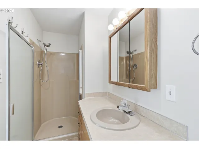 Primary Bedroom-Attached Bathroom