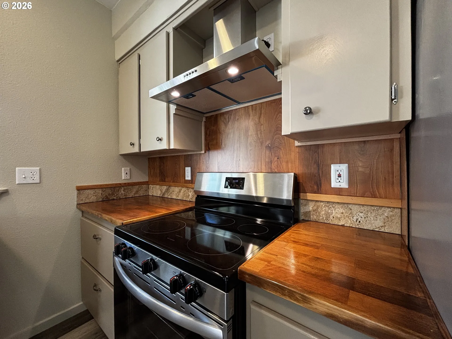 Kitchen-Oven