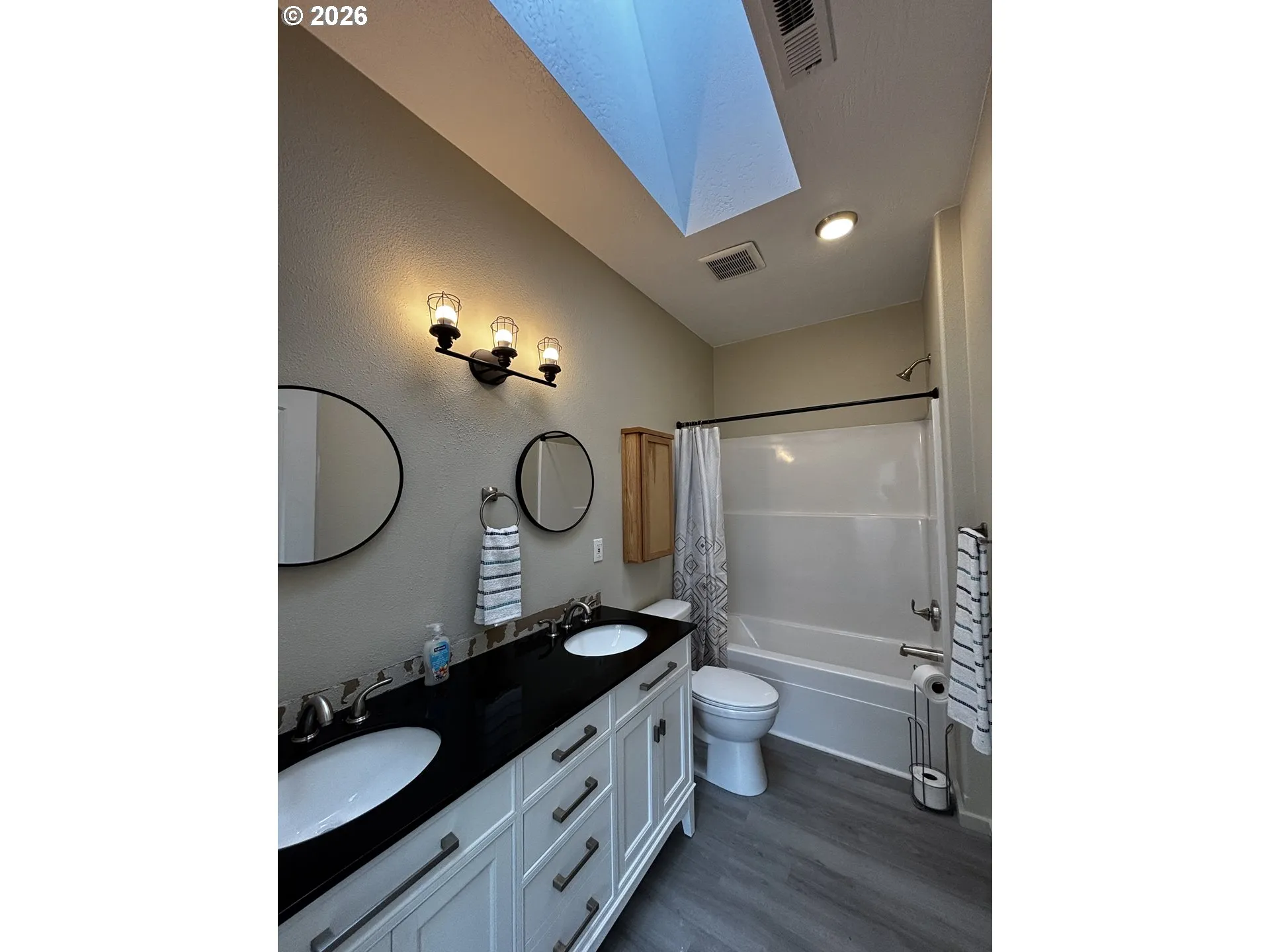Owner's Suite Bathroom-Full Bathroom