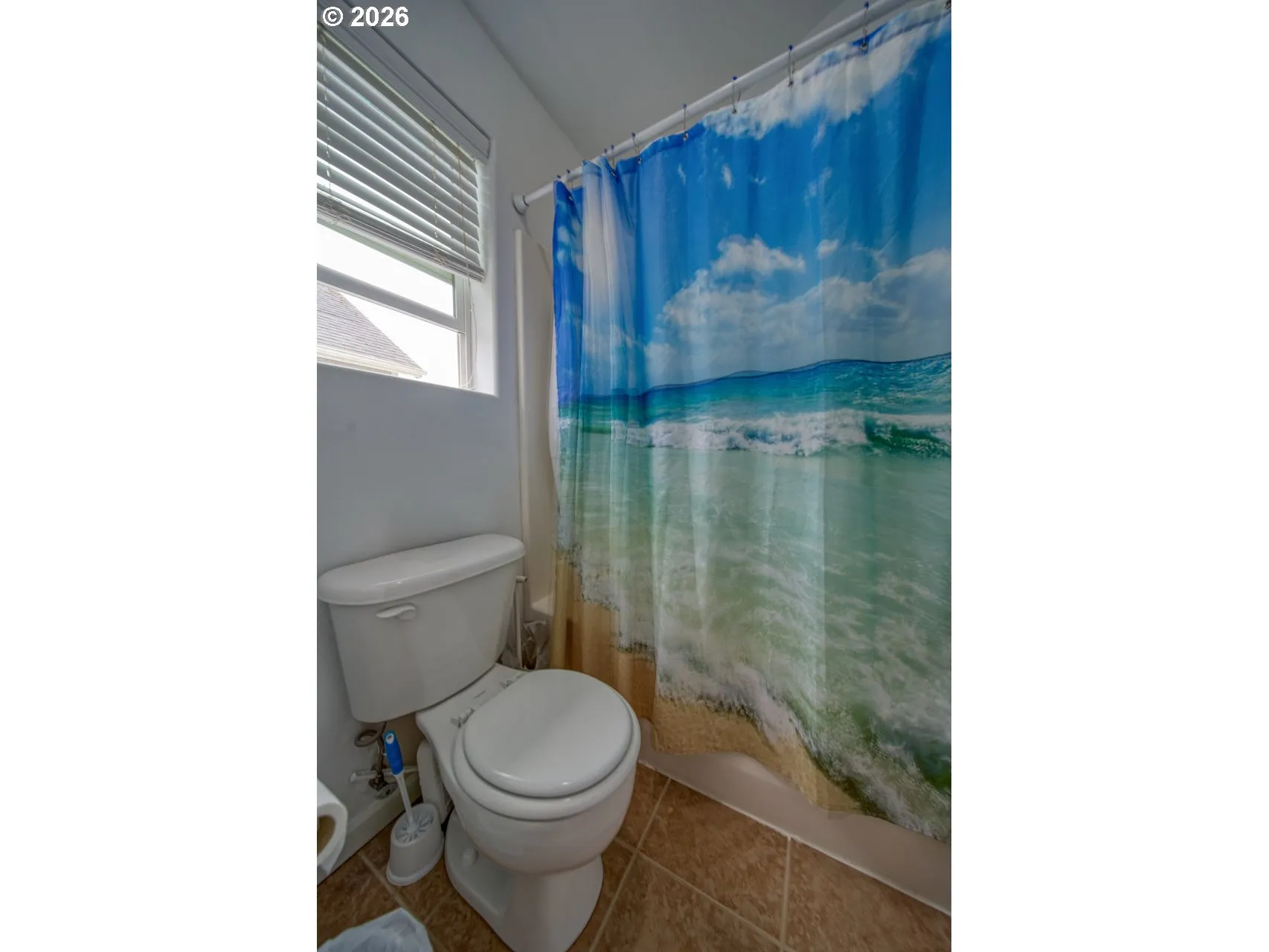 Bathroom, Attached-Upper