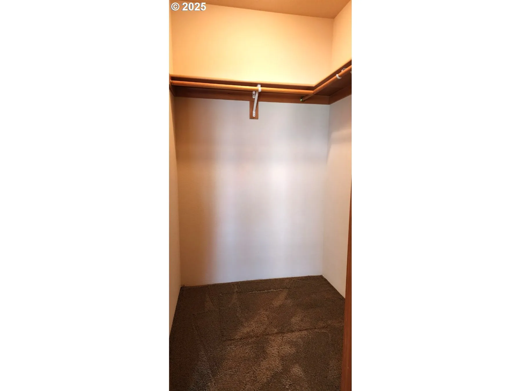 Bedroom-Walk-In Closet