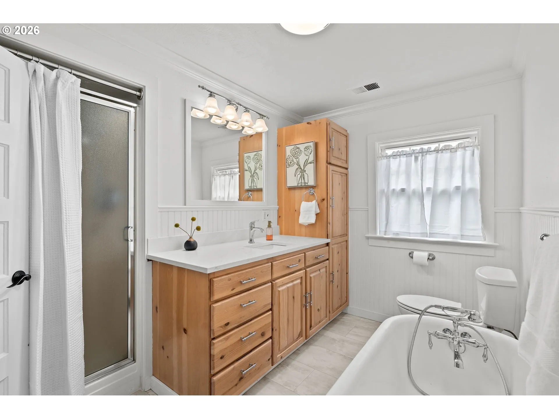 Bathroom-Walk in Shower