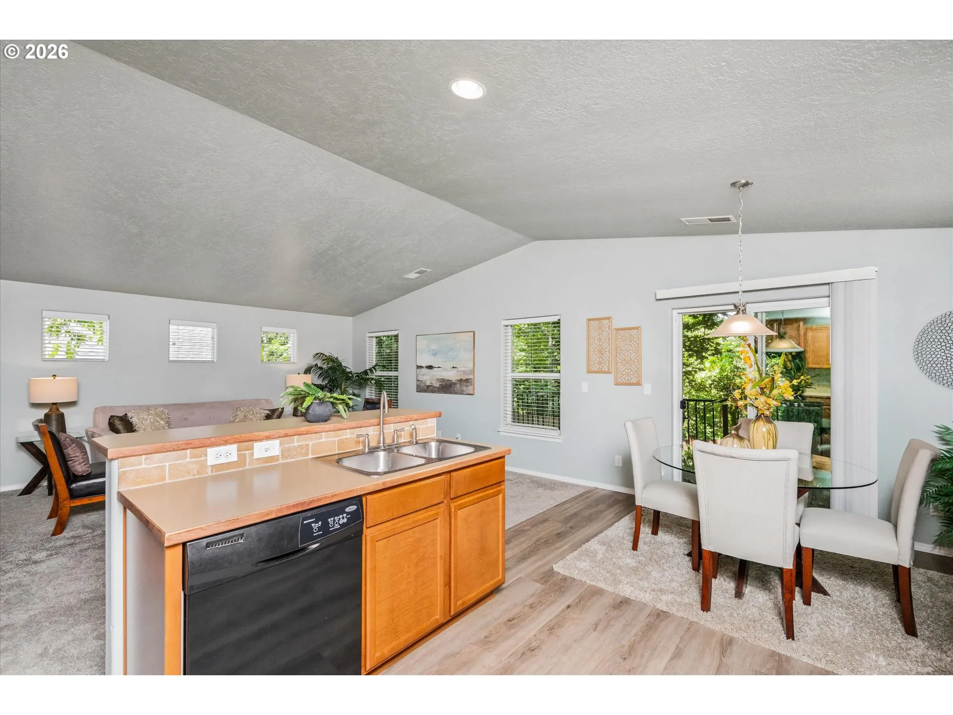 Kitchen-Island
