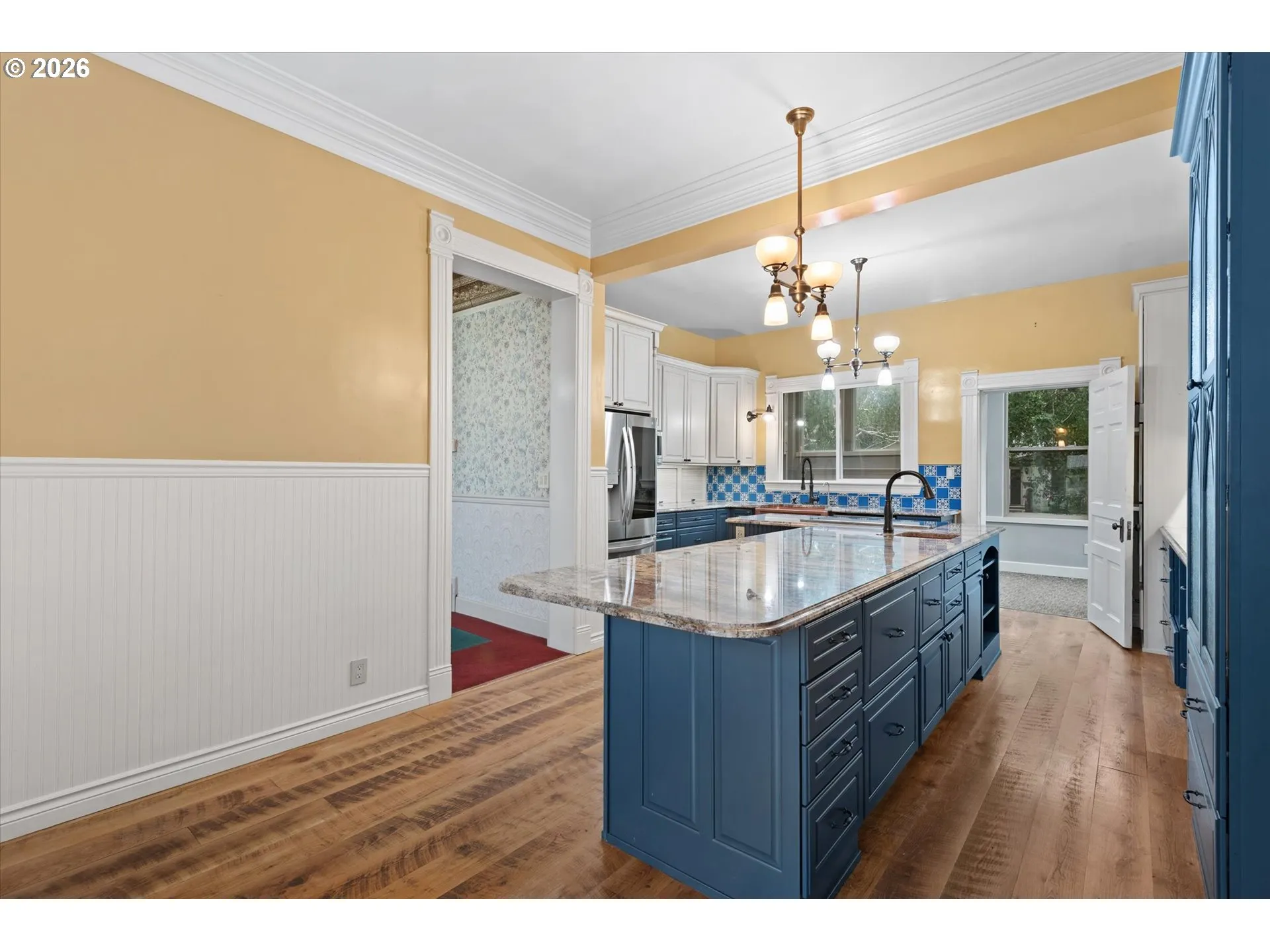 Kitchen-Island