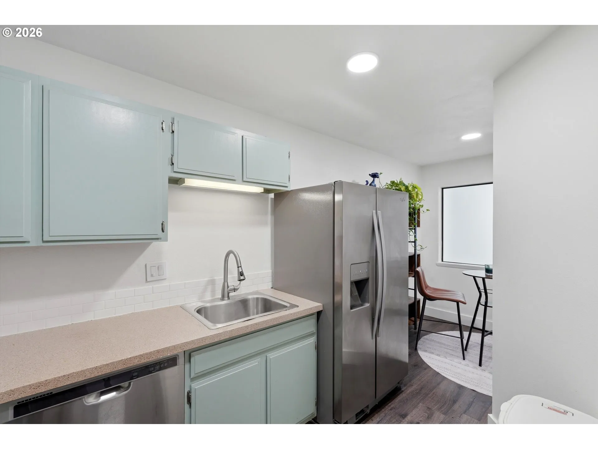 Kitchen-Eating Area