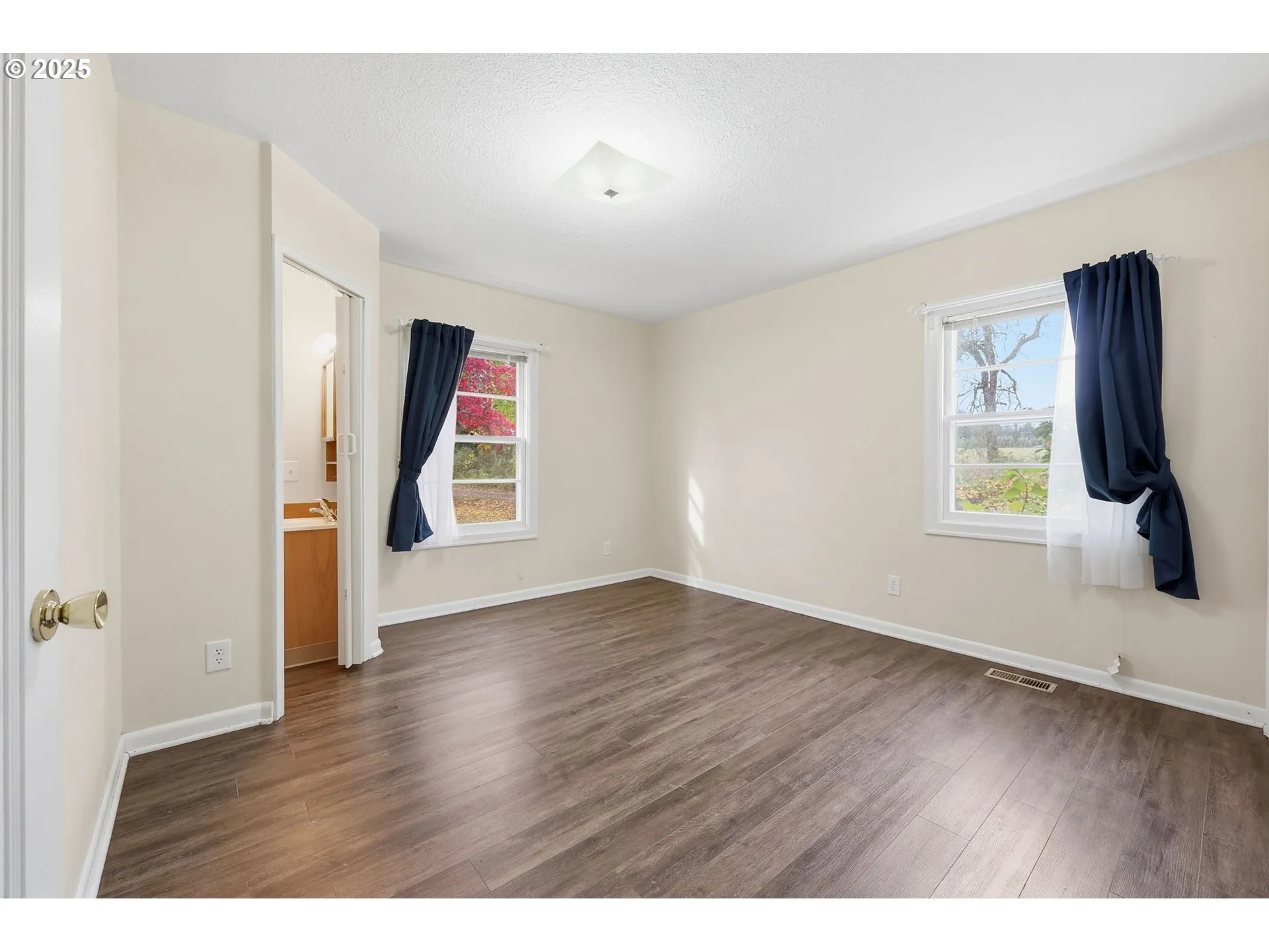 Bedroom, Primary-Main