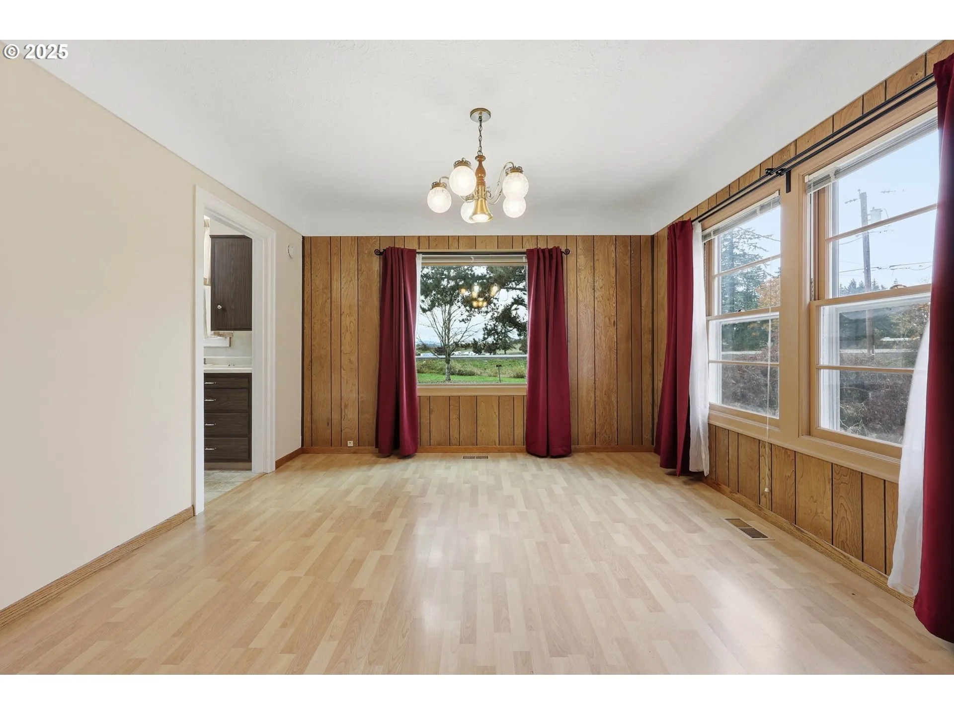 Dining Room-Formal