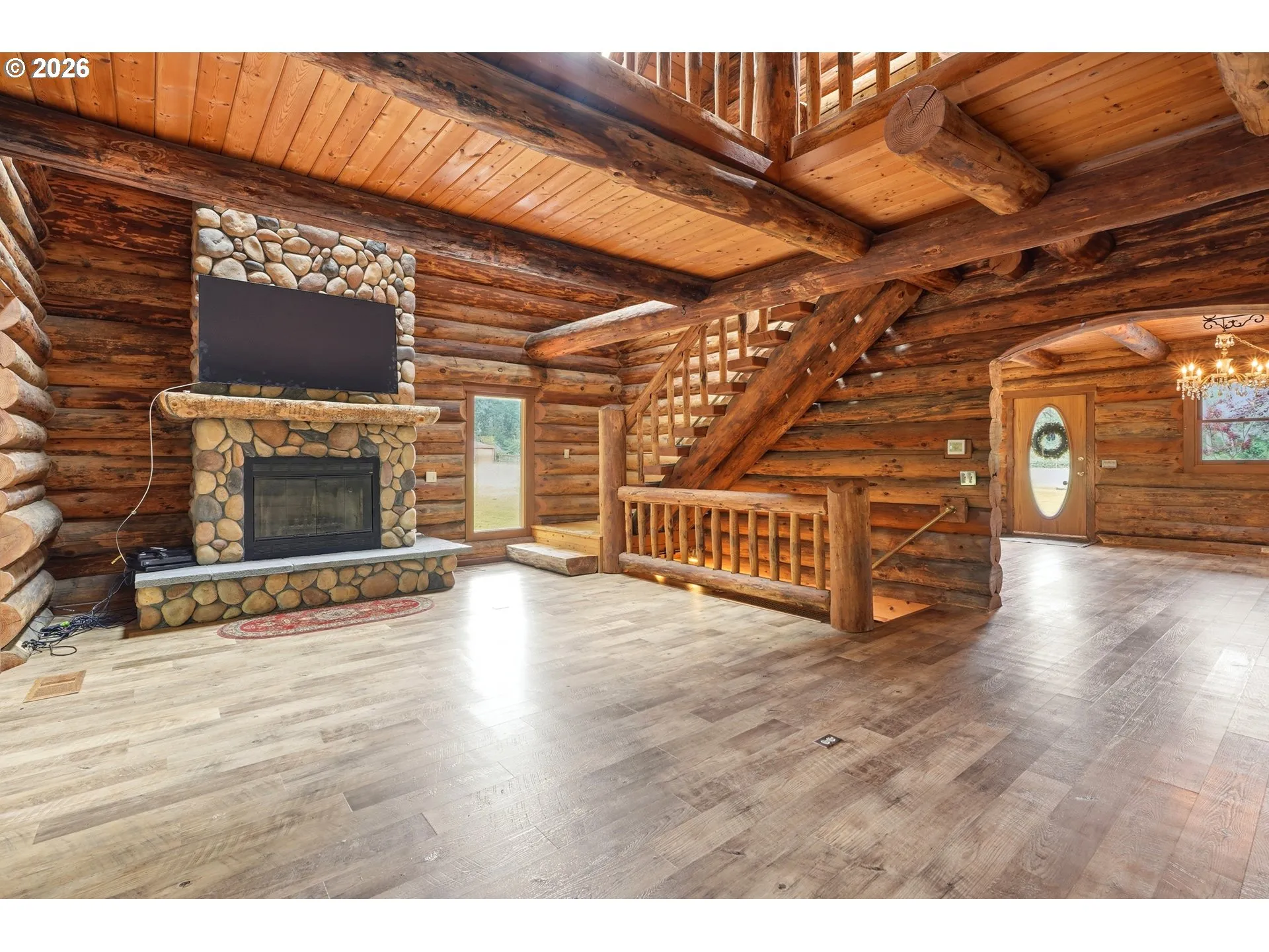 Living Room-Fireplace