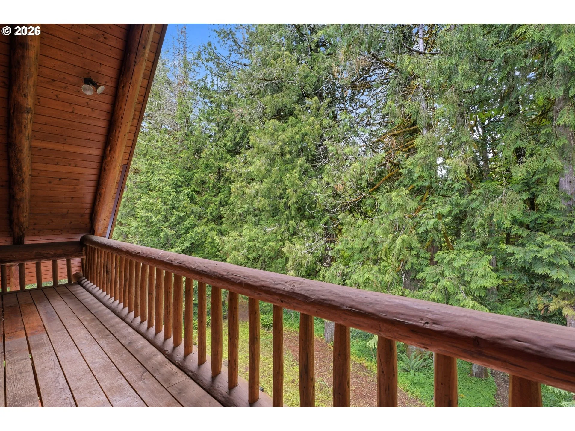 Balcony-Covered