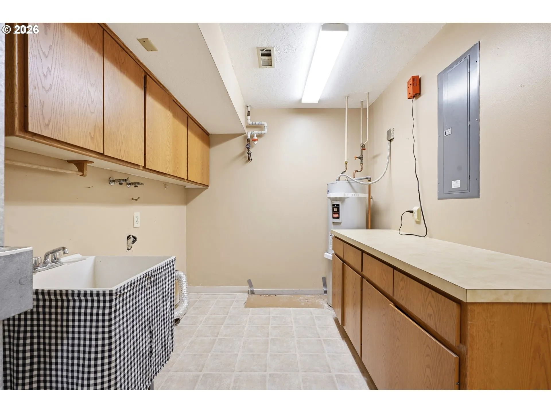 Laundry-Lower