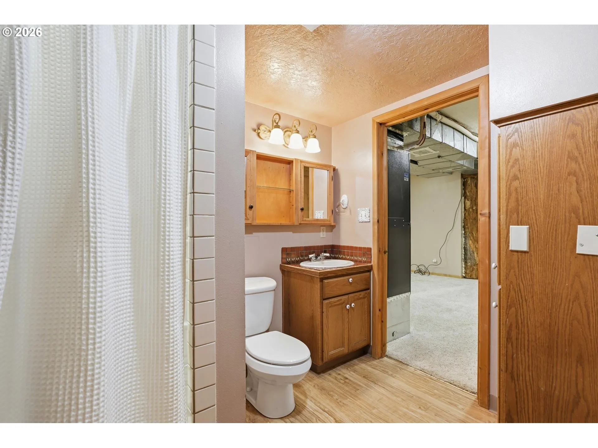 Bathroom-Lower