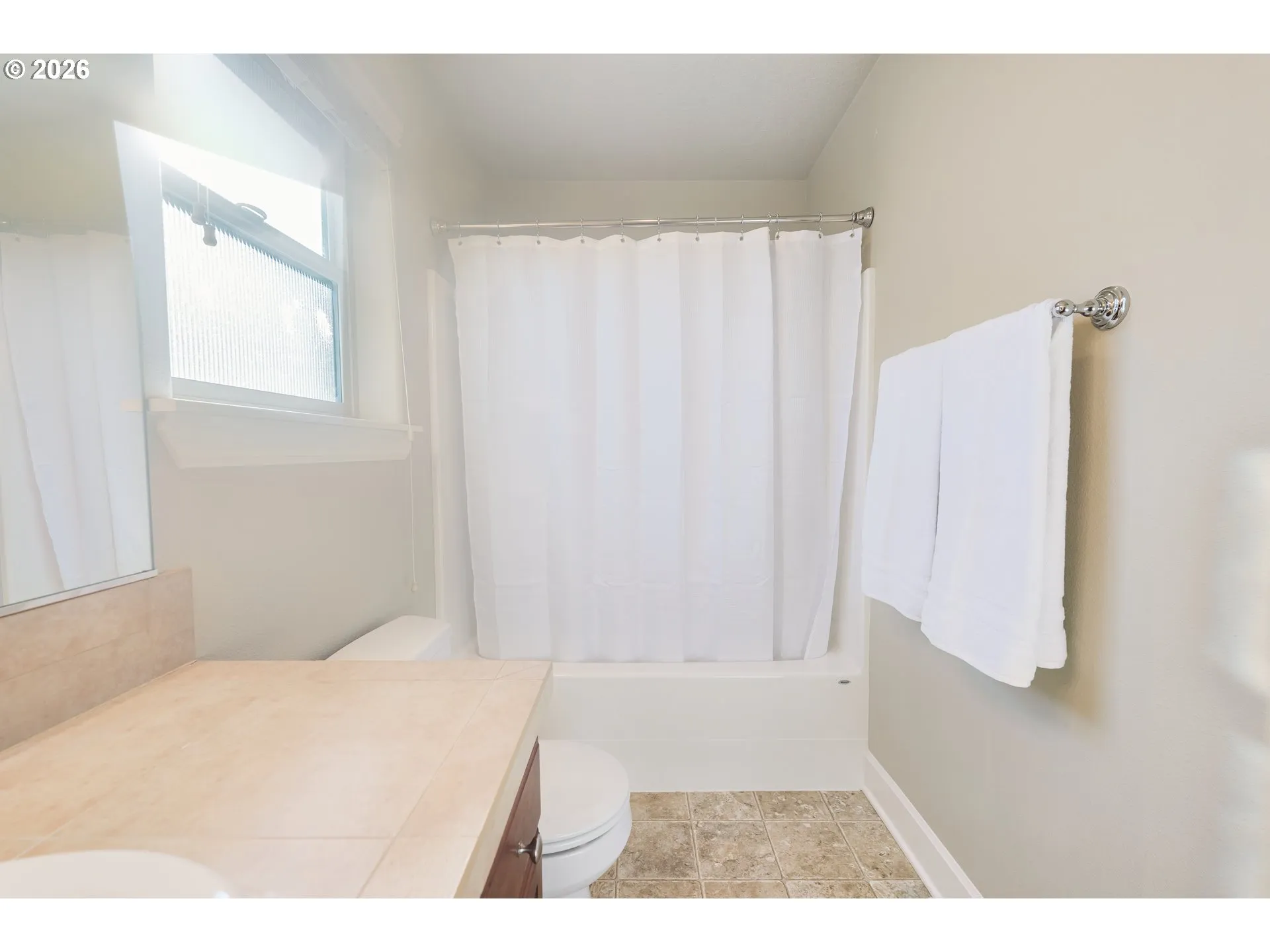 Bathroom-Upper