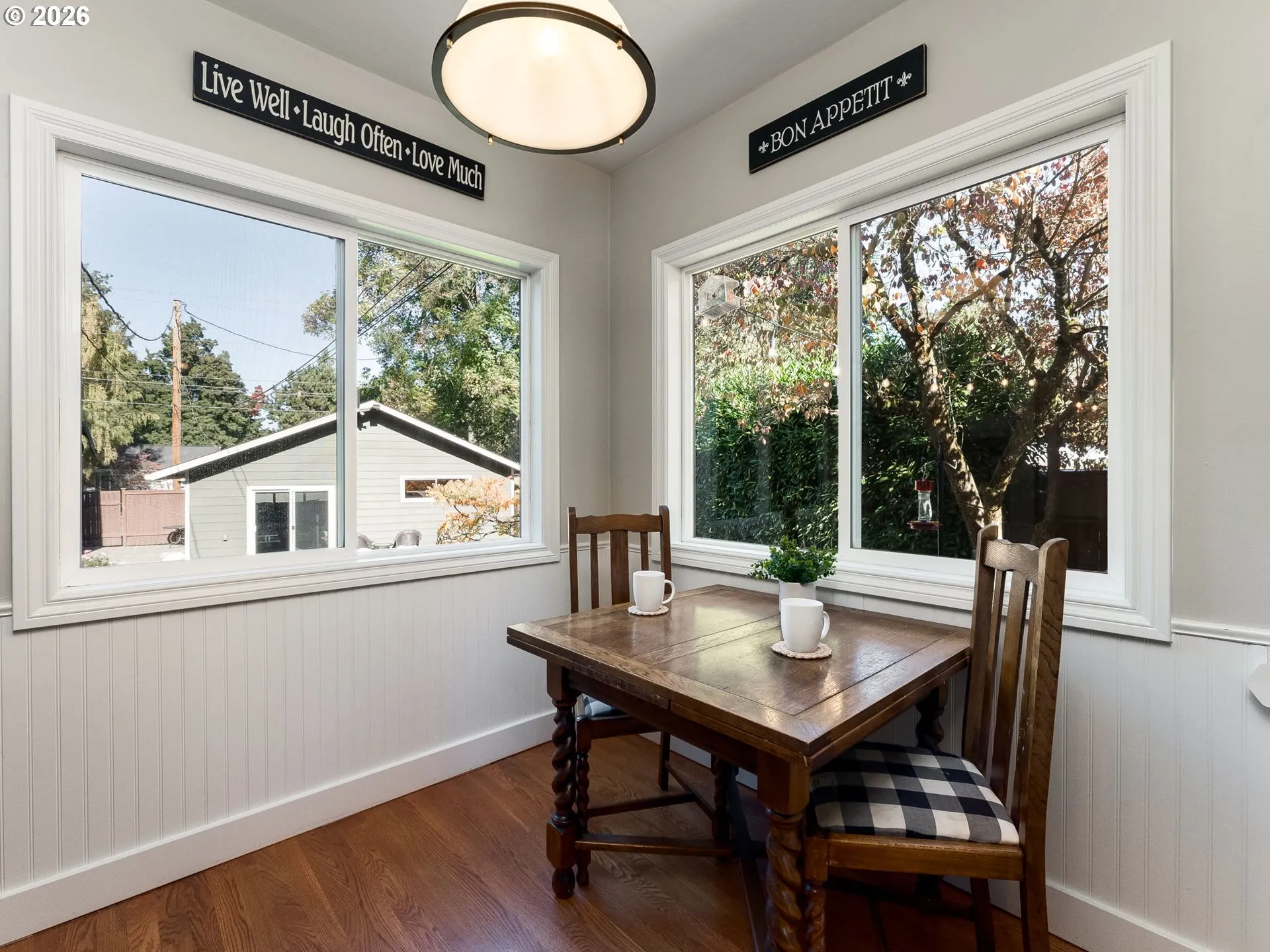 Kitchen-Eating Area