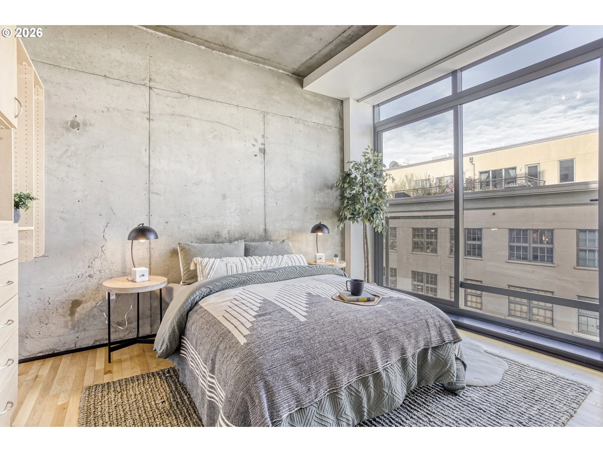 Bedroom, Primary