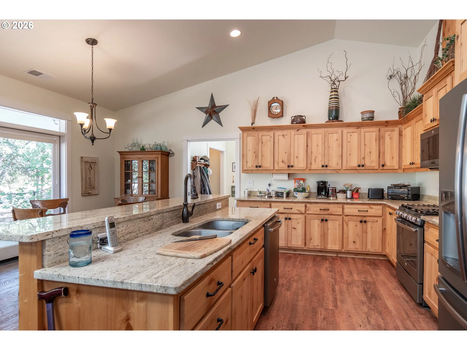 Kitchen-Island