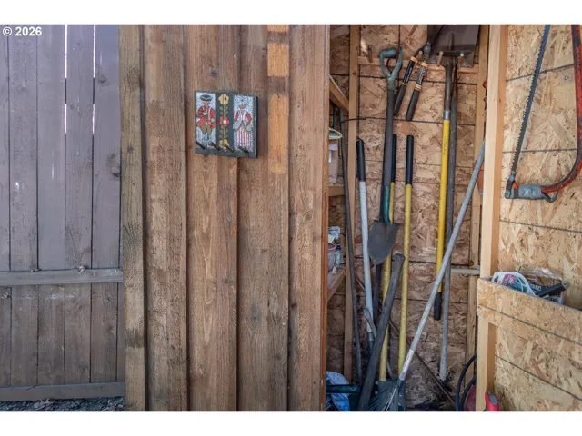 Shed