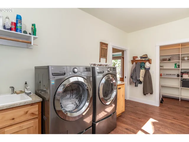 Laundry-Main