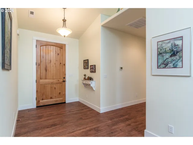 Entrance/Foyer
