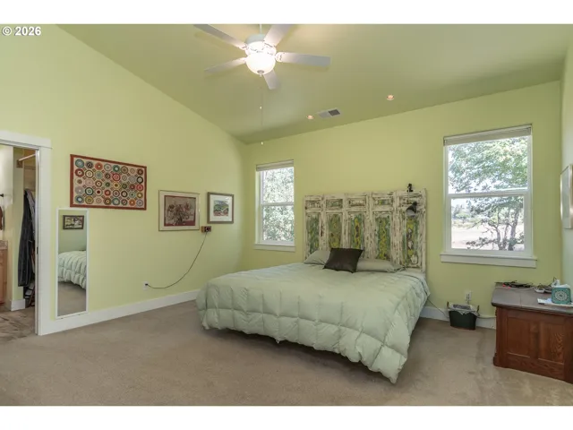 Bedroom, Primary-Ceiling Fan