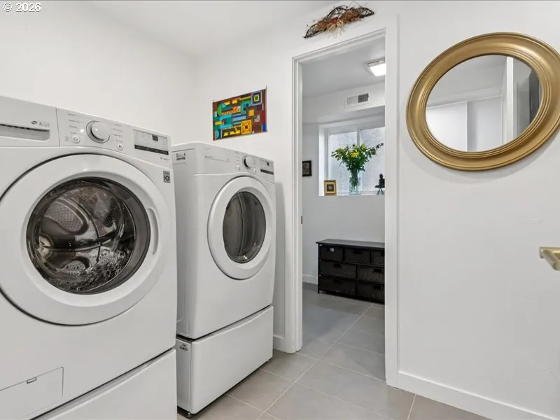 Laundry-Lower