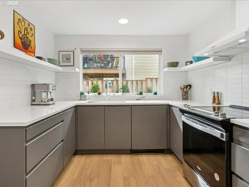 Kitchen-Oven