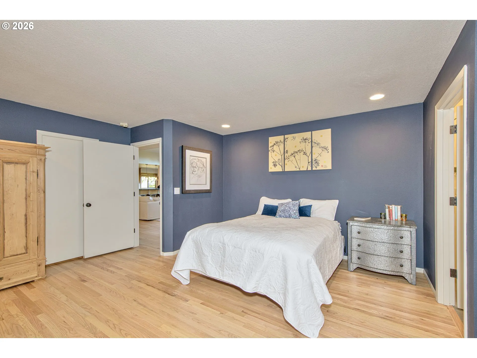 Bedroom, Primary