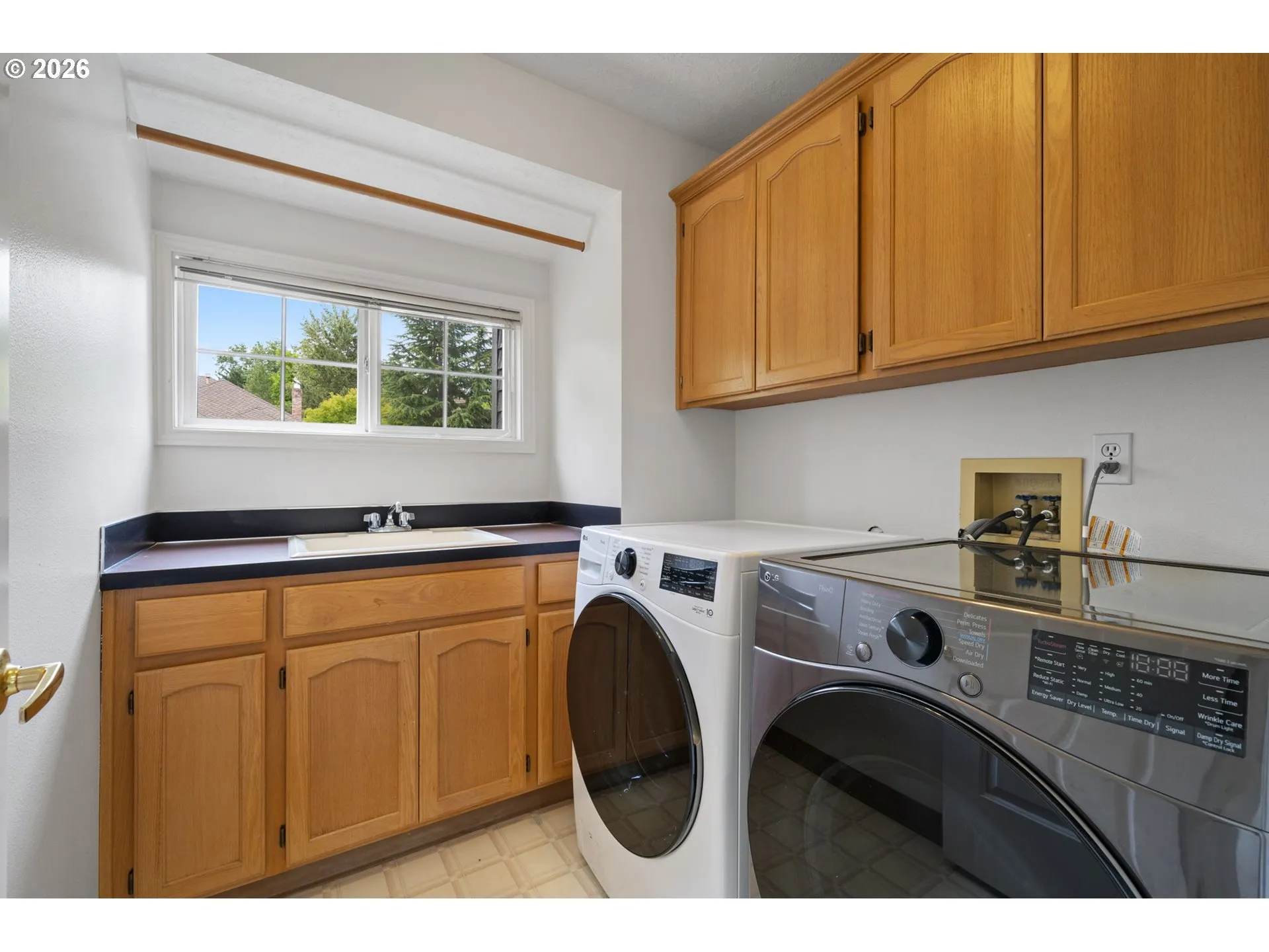 Laundry-Upper