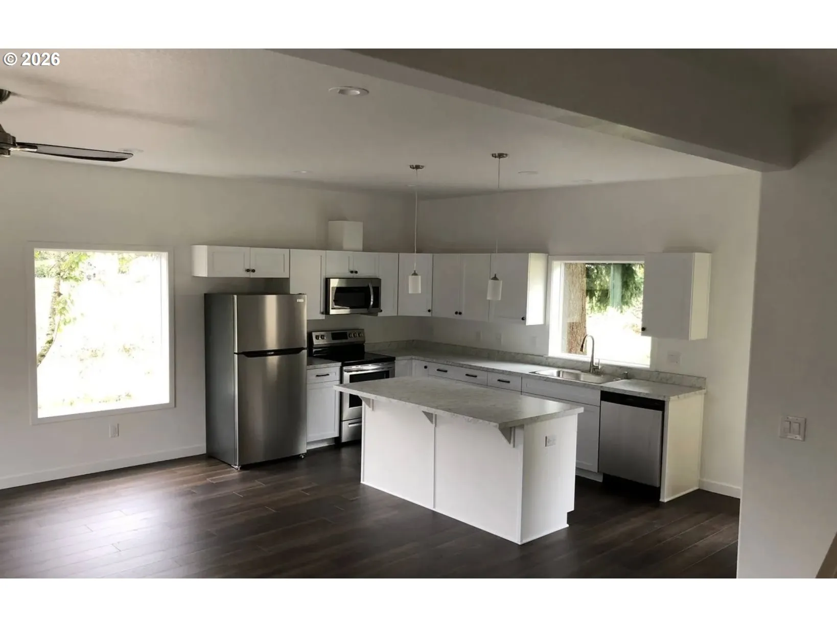 Kitchen-Cooking Island