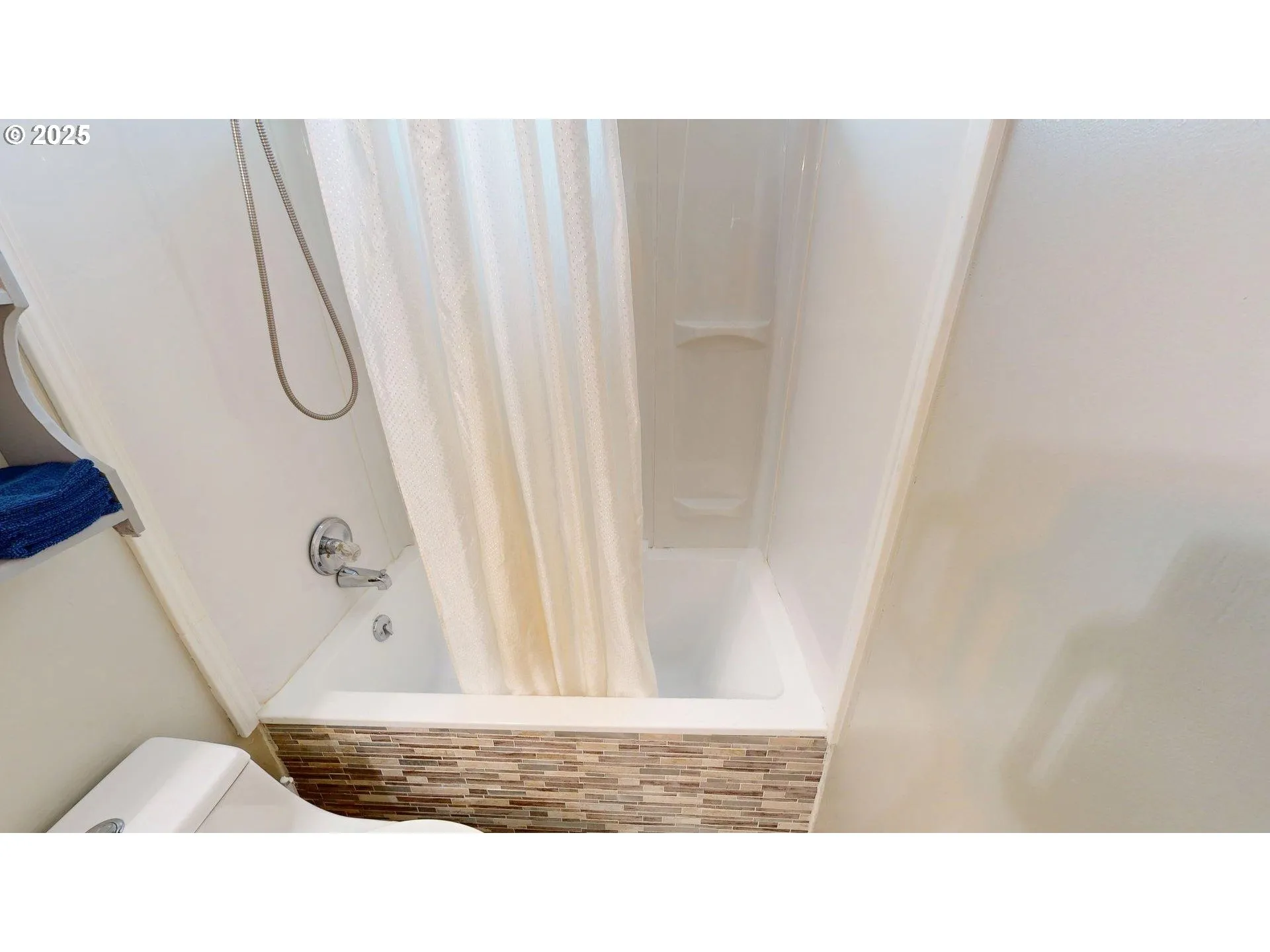 Bathroom-Garden Tub