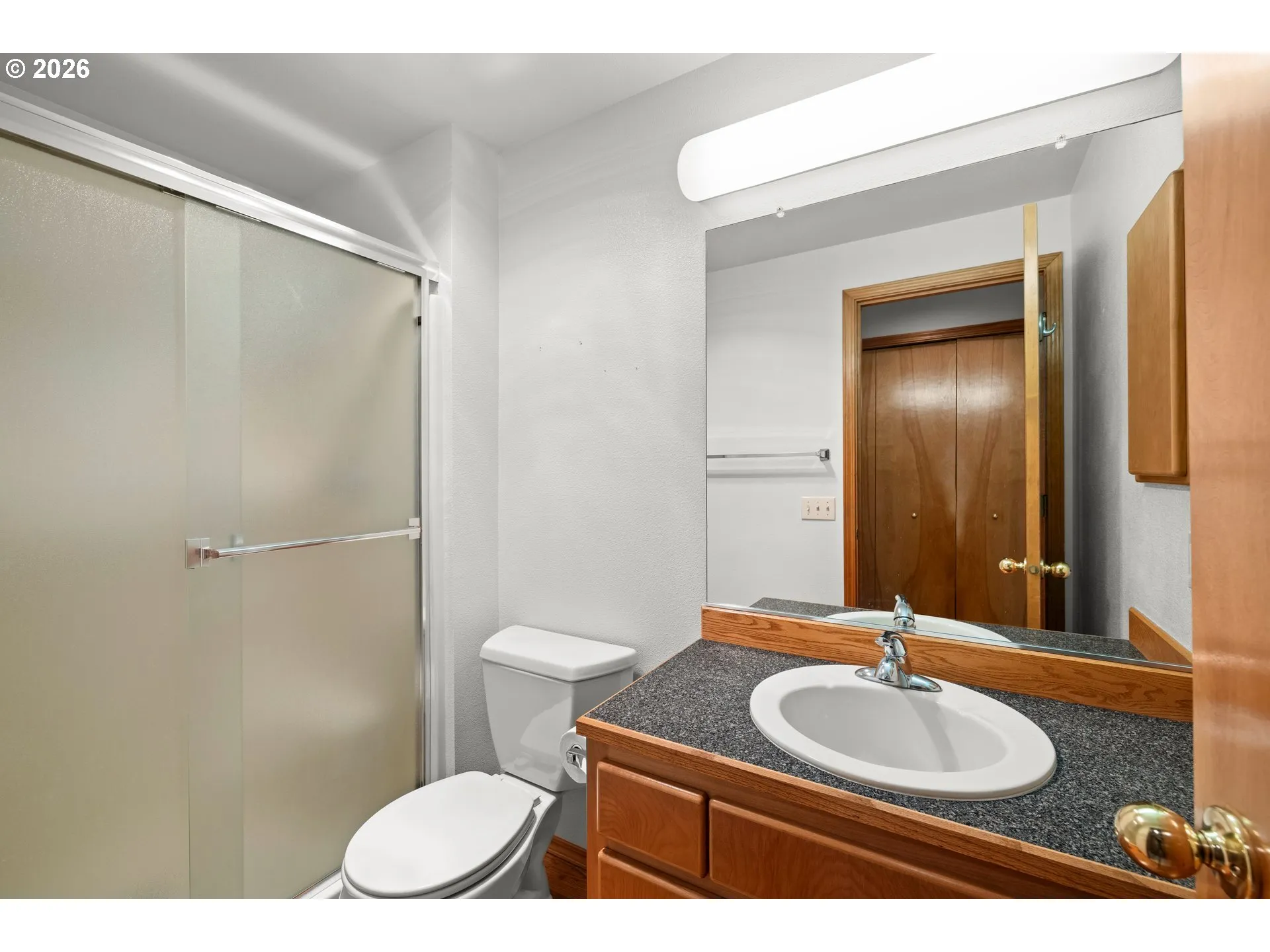 Bathroom-Walk in Shower