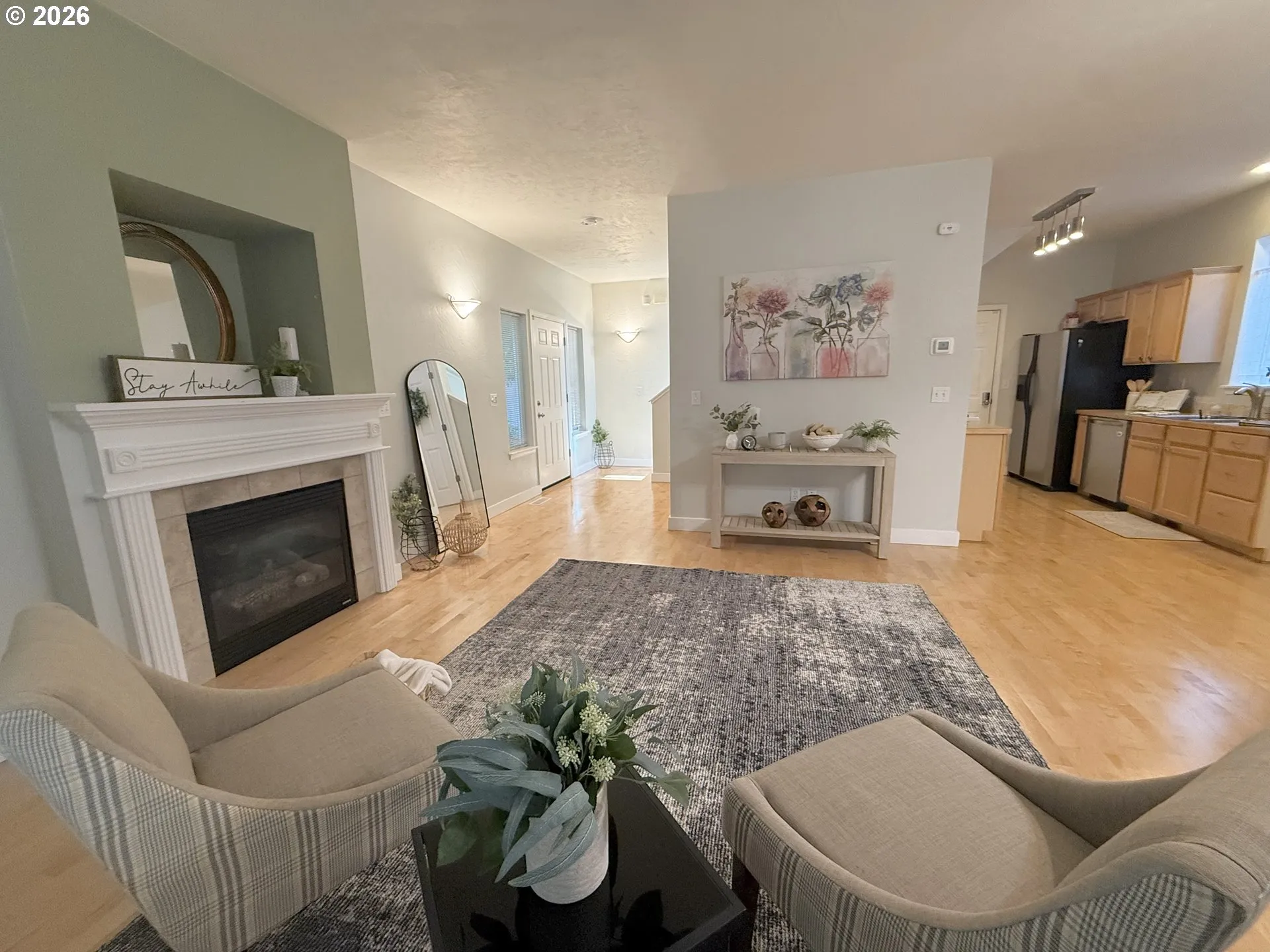 Kitchen/Living Room-Wide Angle/Fisheye