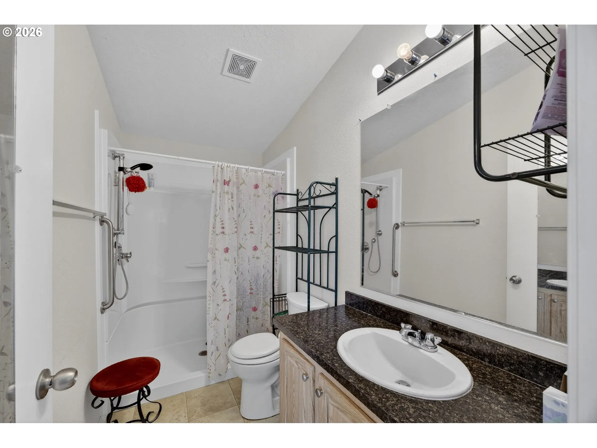 Bathroom, Attached