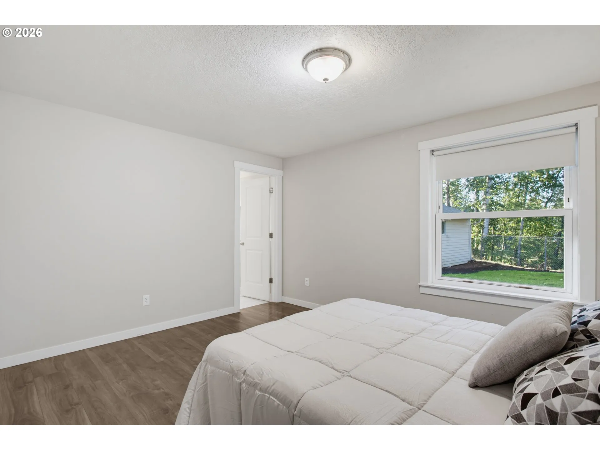 Bedroom, Primary