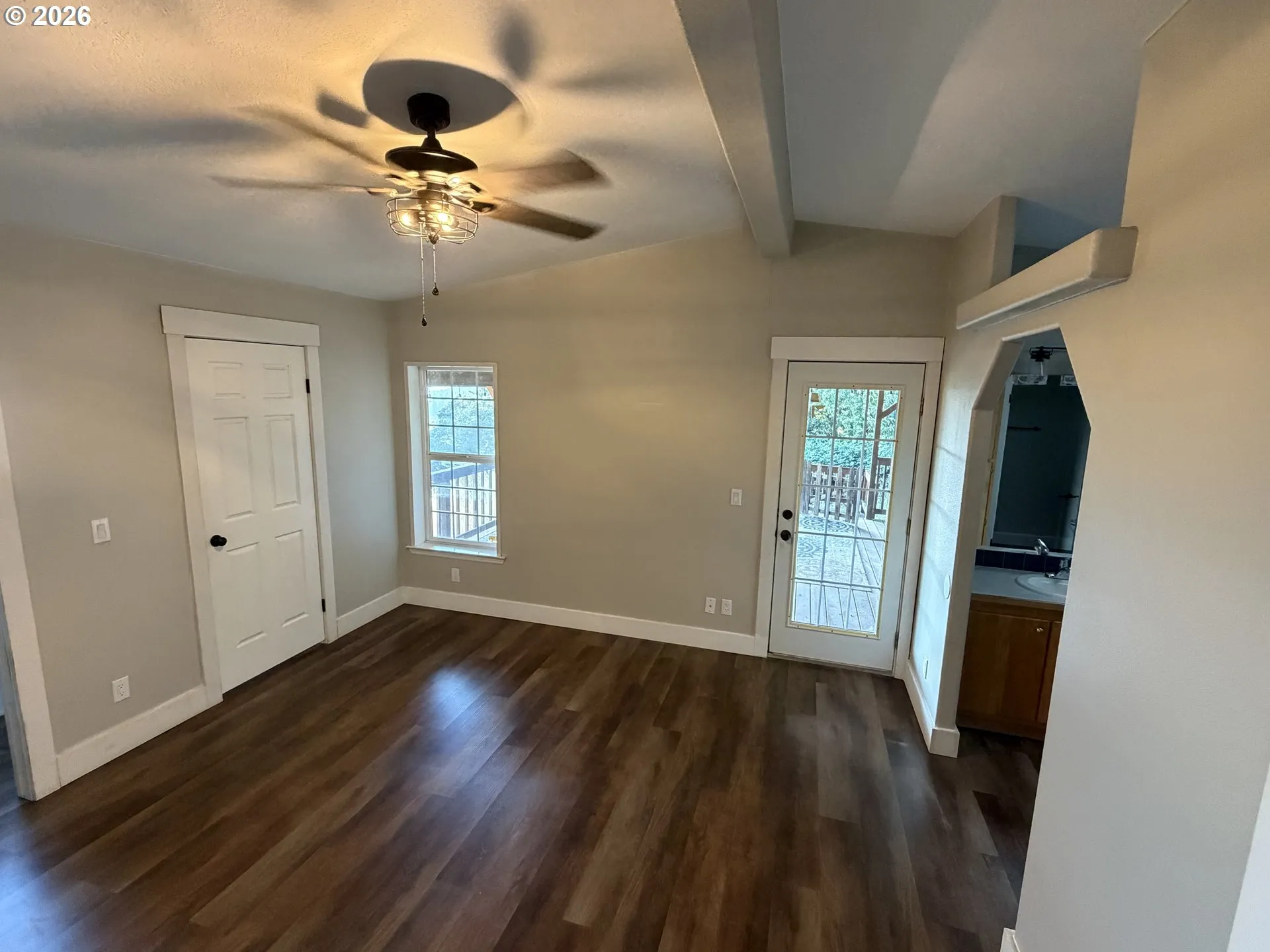 Bedroom, Primary