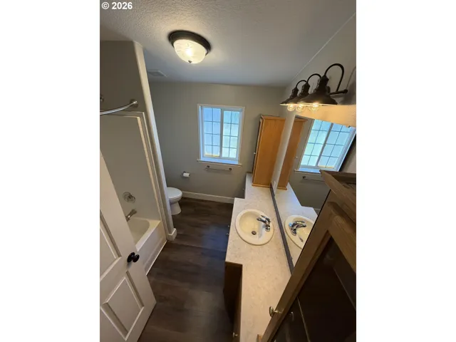 Bathroom-Hall