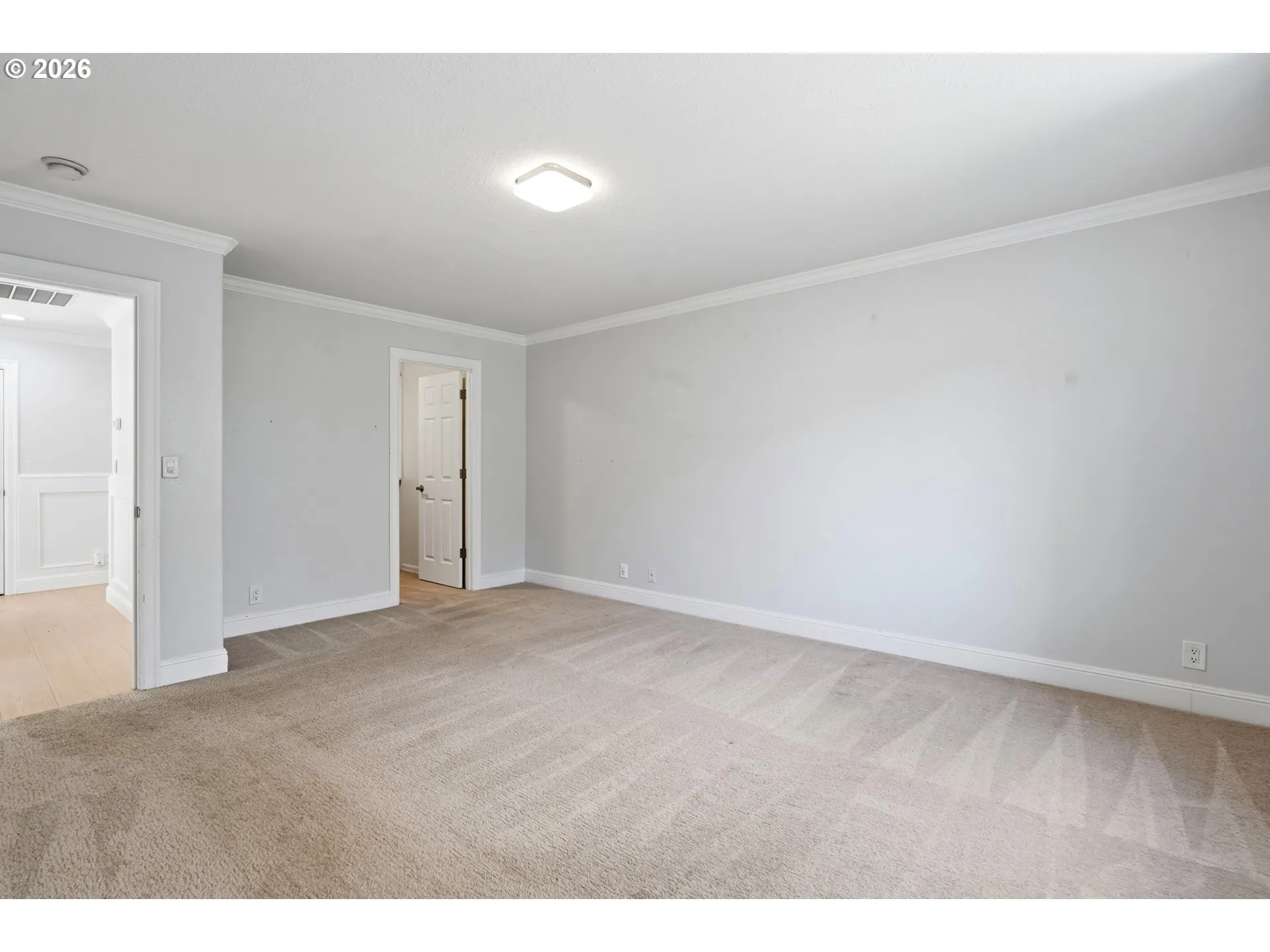 Bedroom, Primary