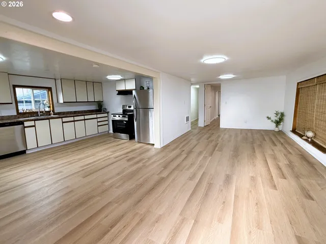 Kitchen/Living Room