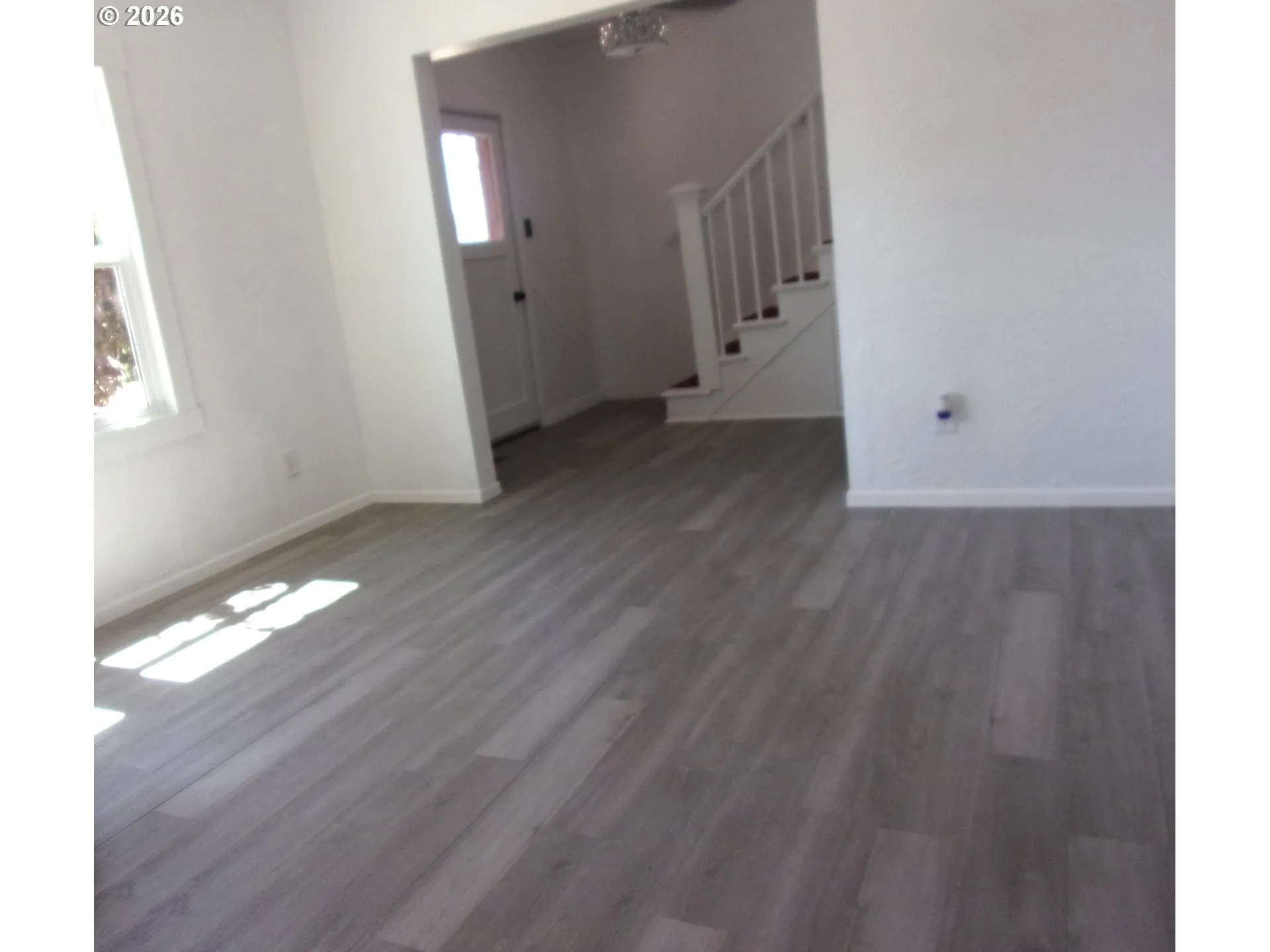Living Room-Ceiling Fan