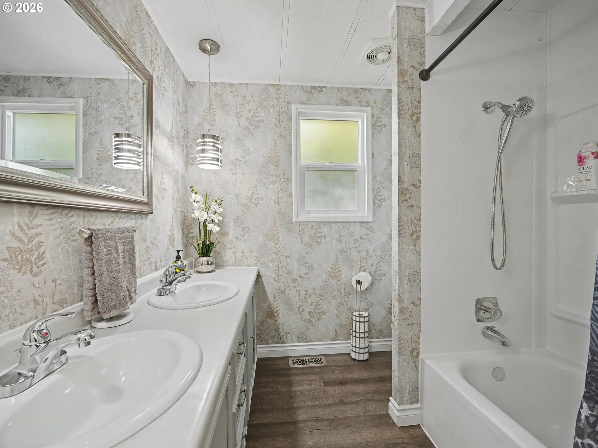 Bathroom-Double Sinks