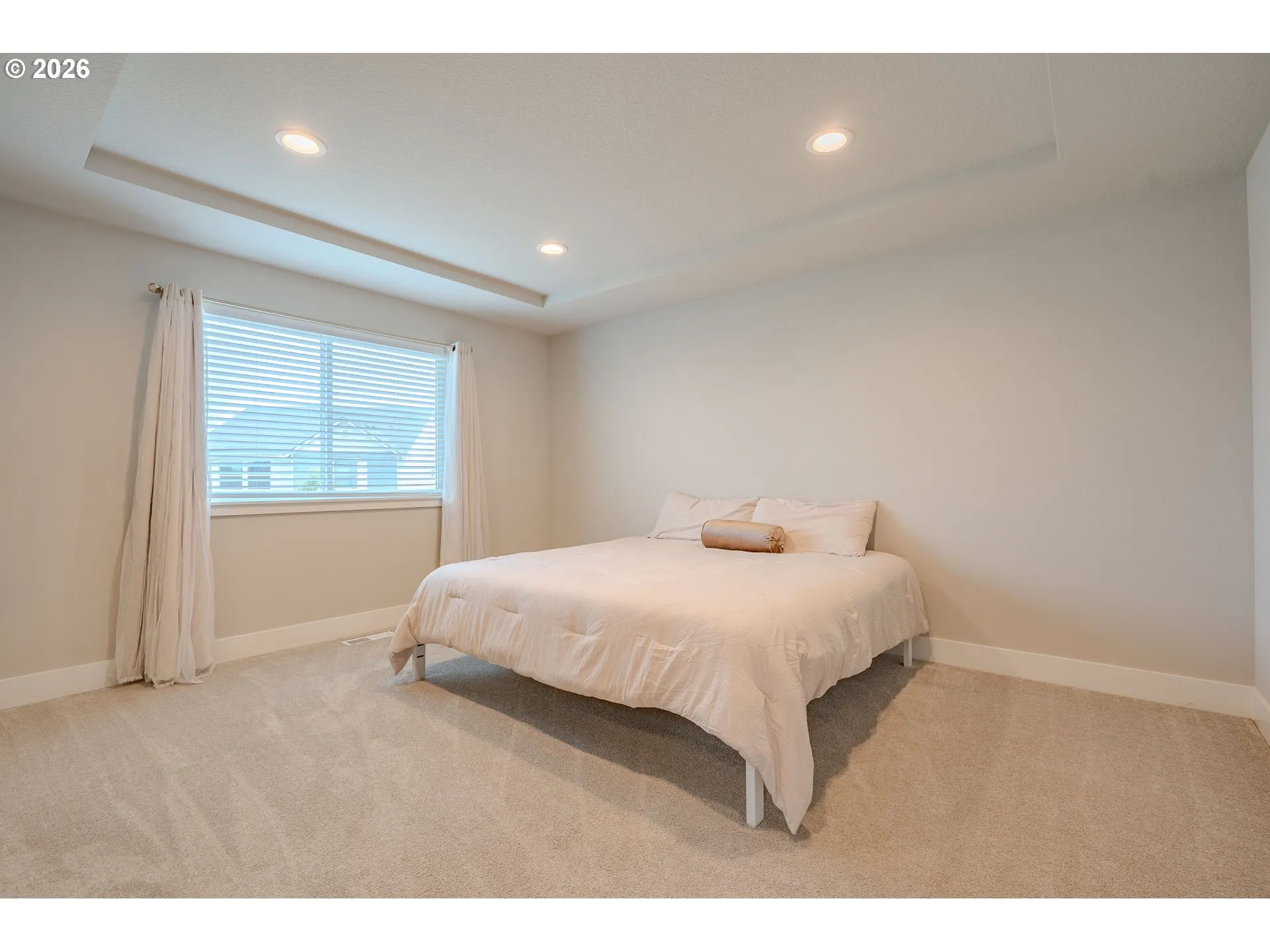 Bedroom, Primary