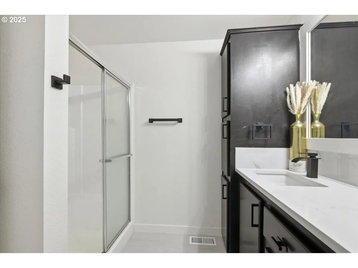 Primary Bedroom-Attached Bathroom